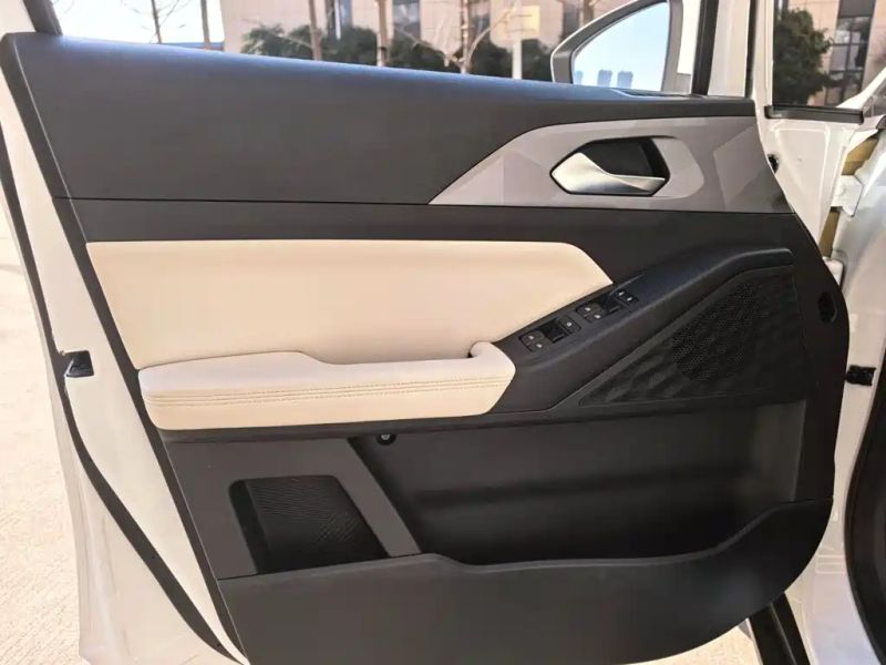 Geely geometry