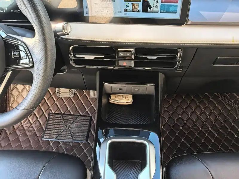 Geely geometry