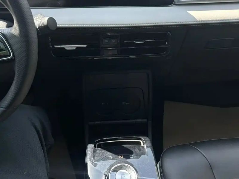 Geely geometry