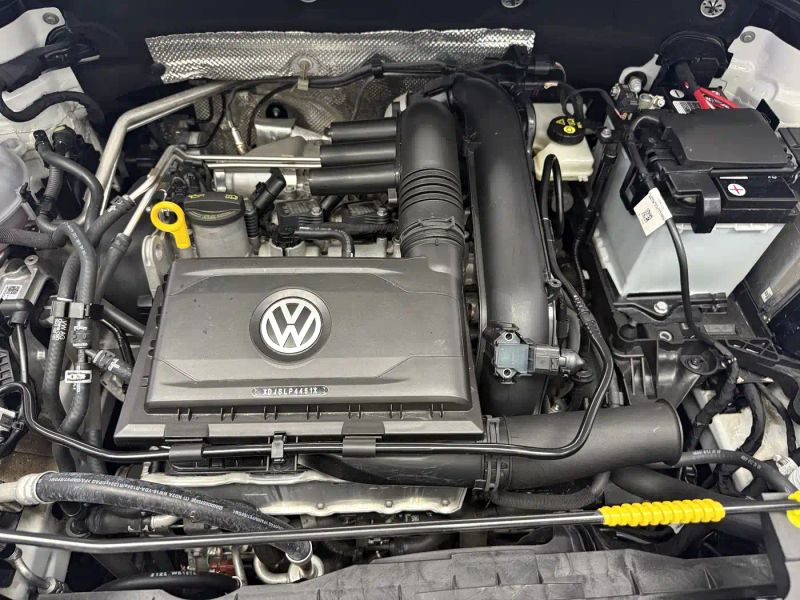 Jetta vs5