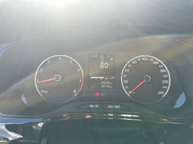 Jetta vs5