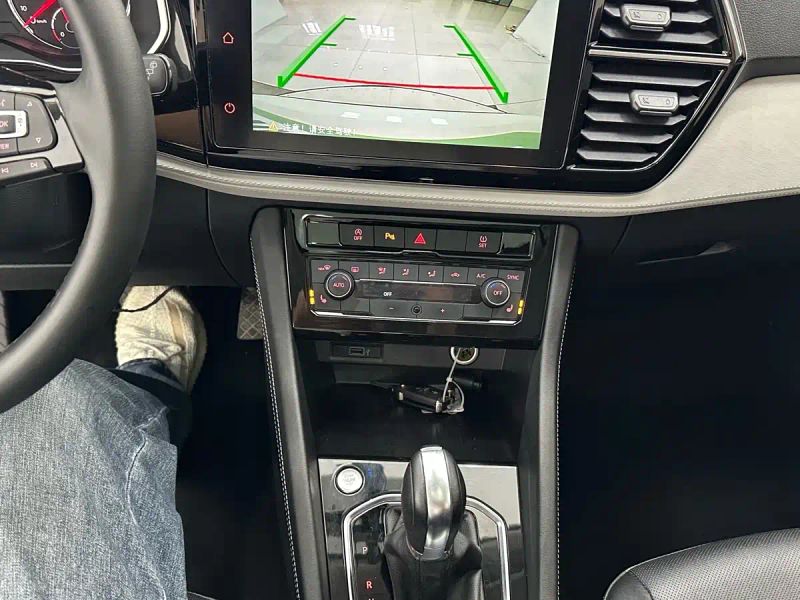 Jetta vs5