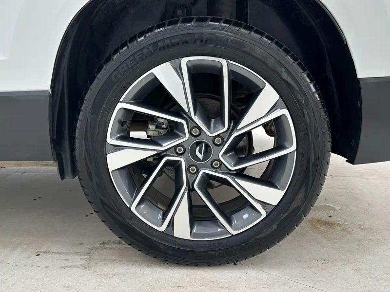 Jetta vs5