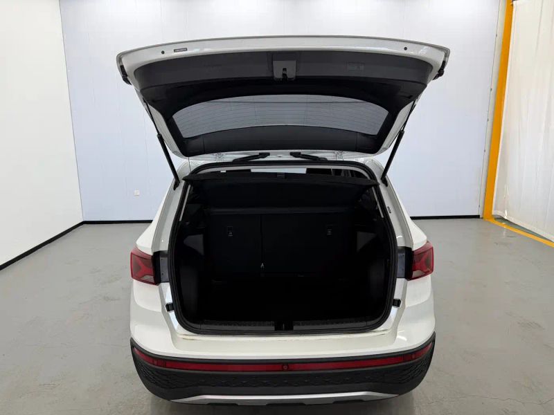 Jetta vs5