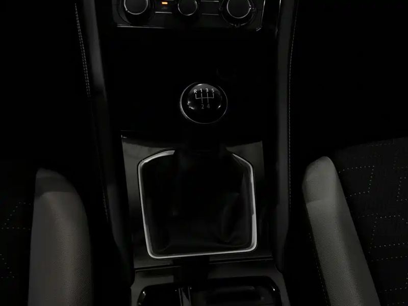Jetta vs5