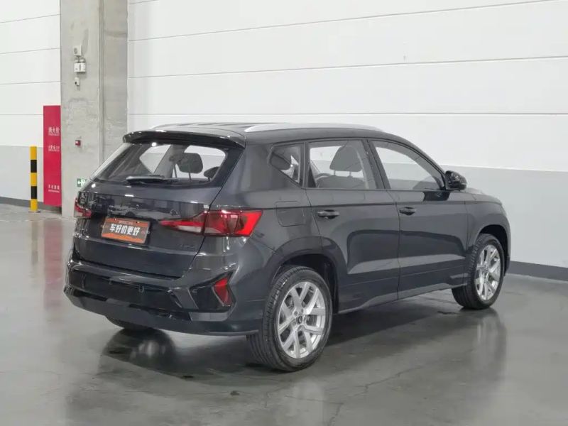 Jetta vs5
