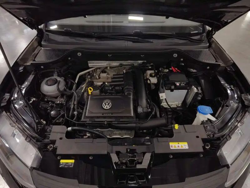 Jetta vs5