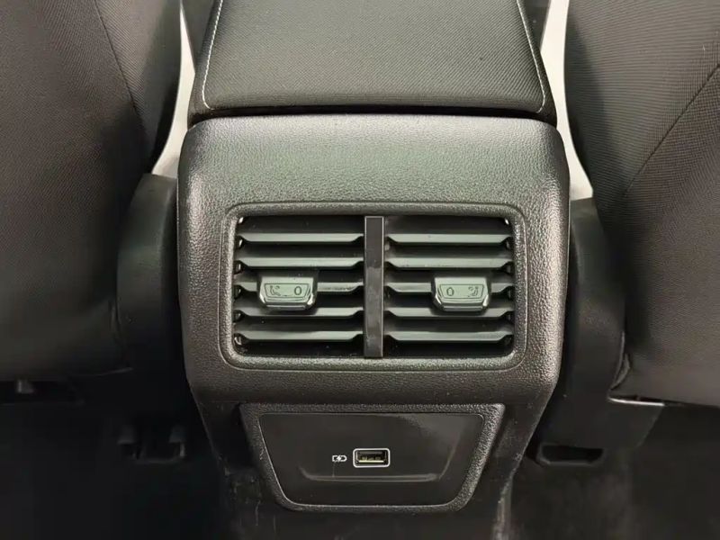 Jetta vs7