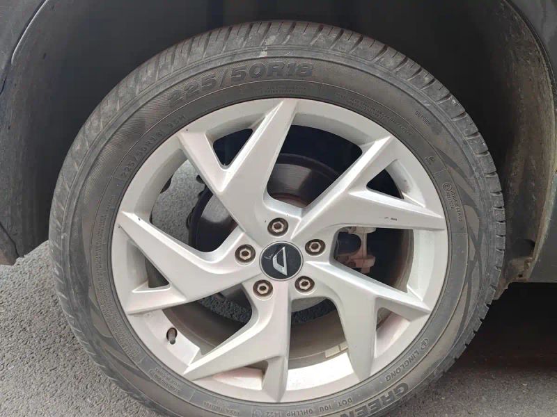 Jetta vs7