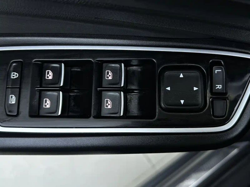 Jetta vs5
