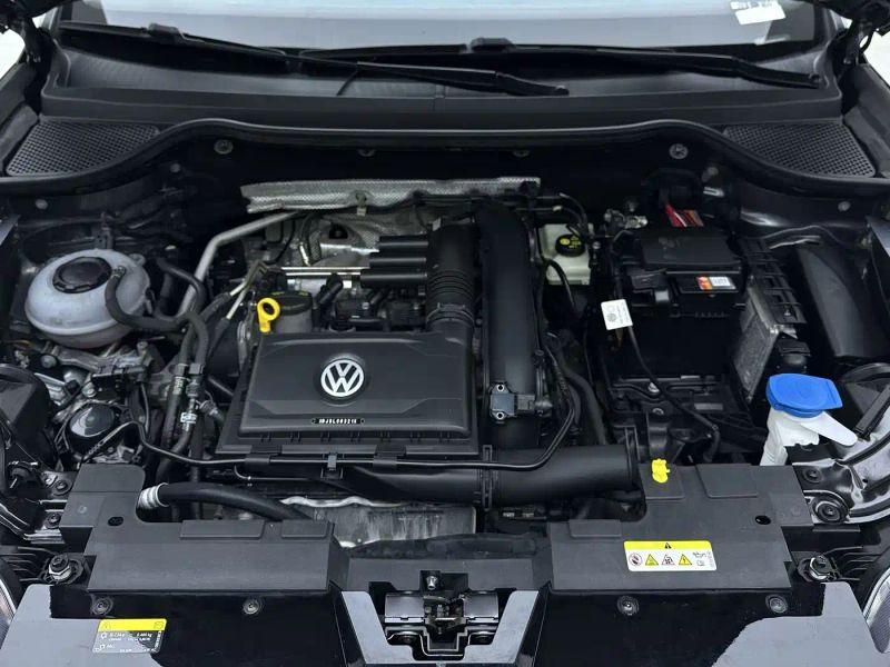 Jetta vs5