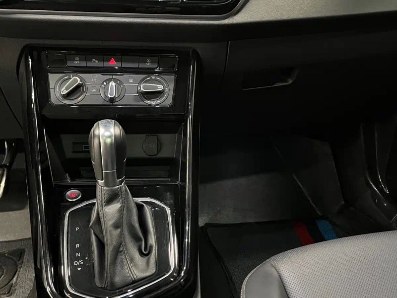 Jetta vs7