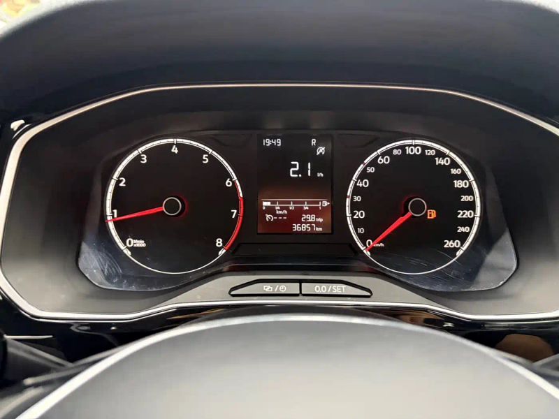 Jetta vs5