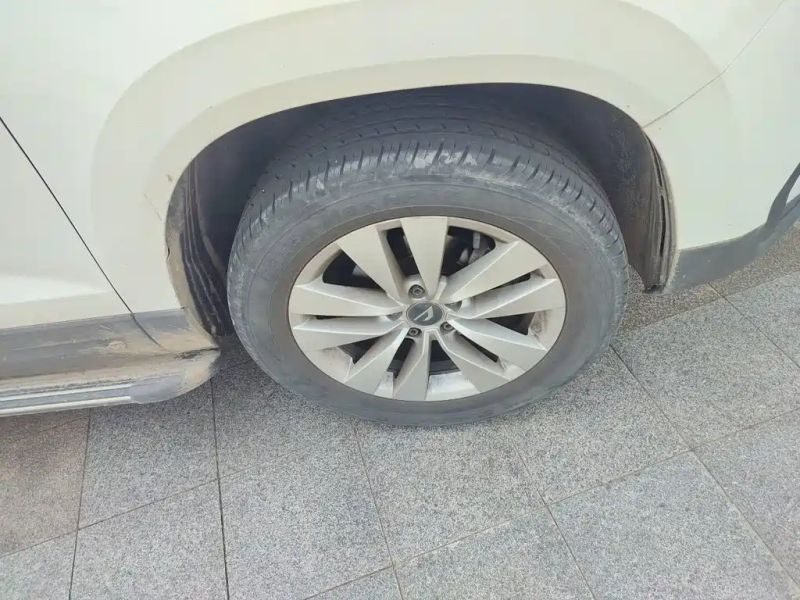 Jetta vs5