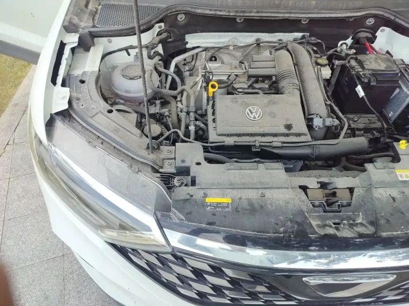 Jetta vs5