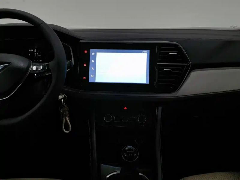 Jetta vs5