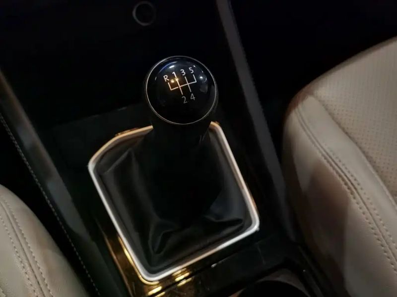Jetta vs5