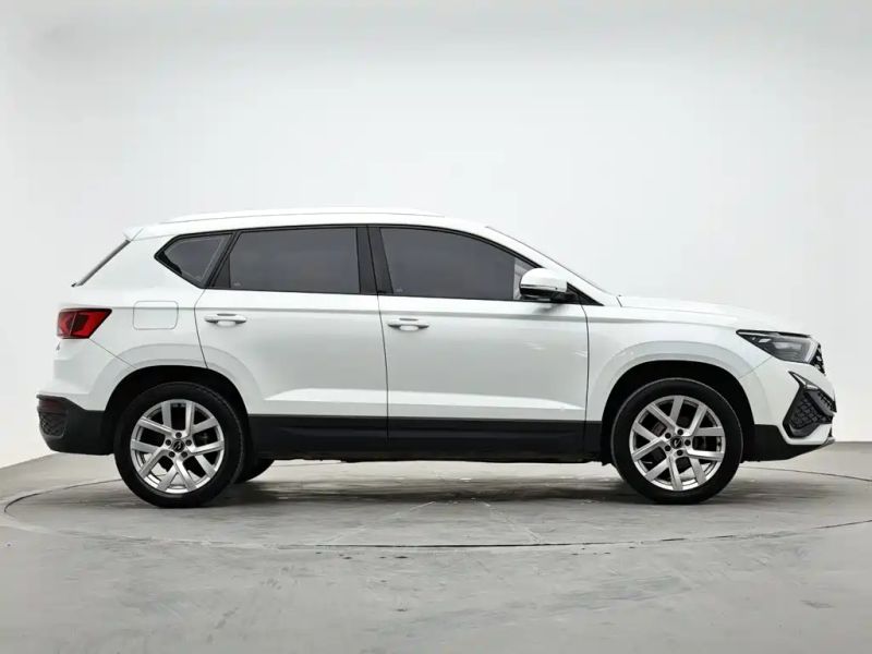 Jetta vs5