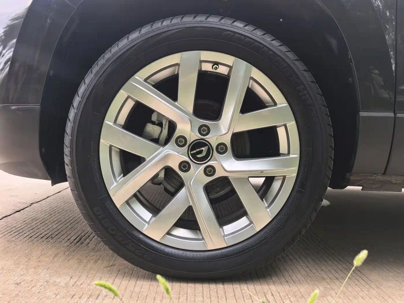 Jetta vs5