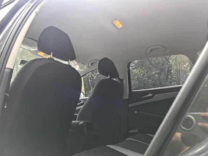 Jetta vs5