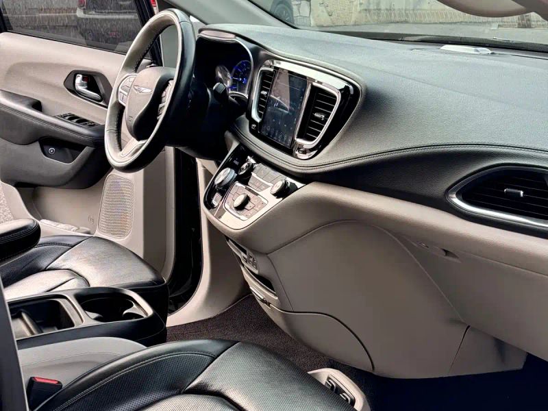 dajielong dodge_grand_caravan_phev