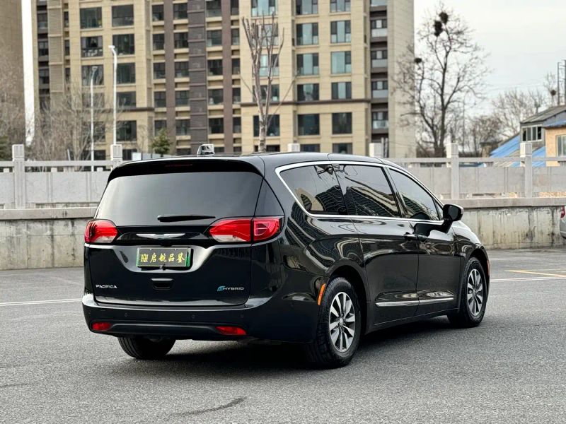 dajielong dodge_grand_caravan_phev