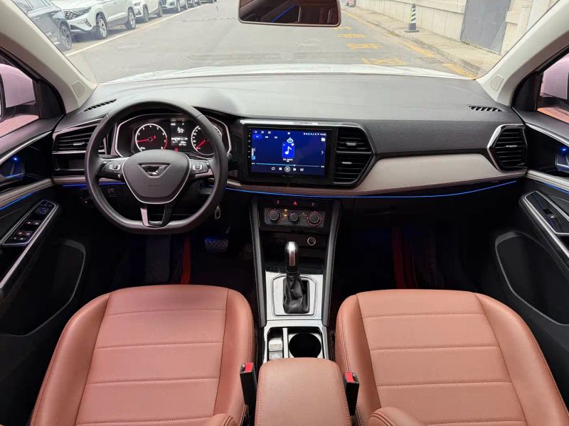 Jetta vs5