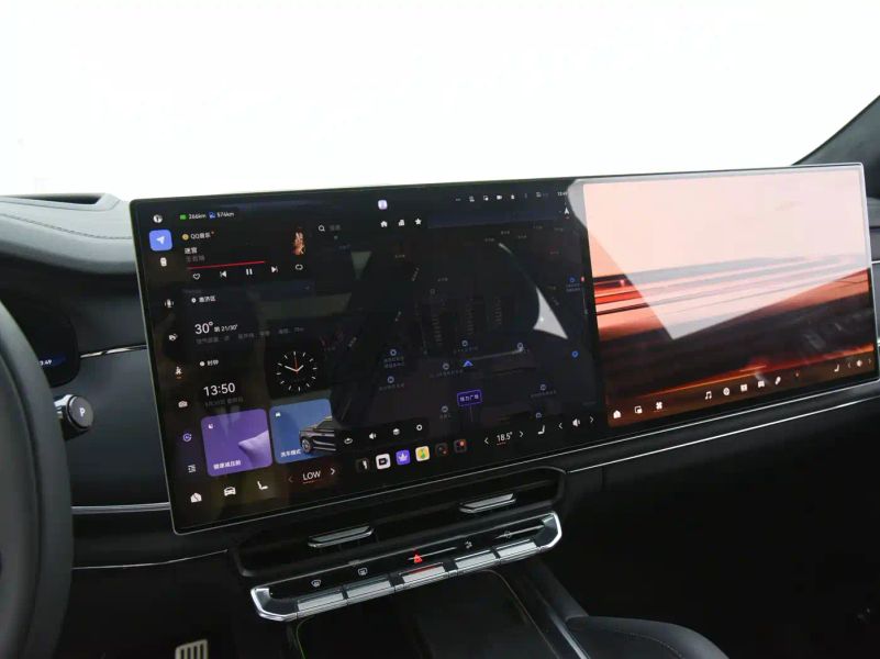 Zeekr 8x