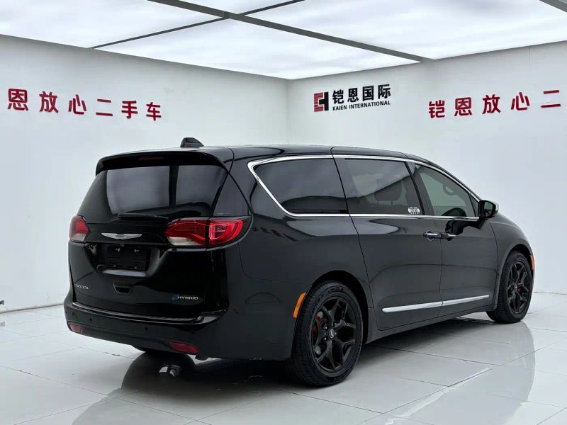 dajielong dodge_grand_caravan_phev