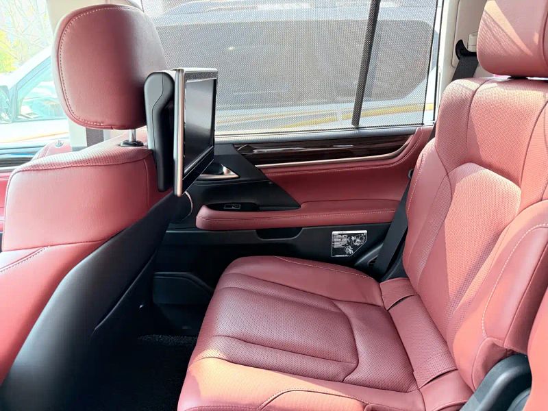 Lexus LX