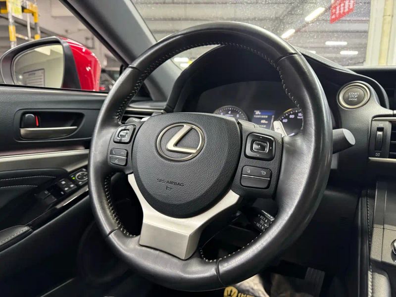 Lexus RC