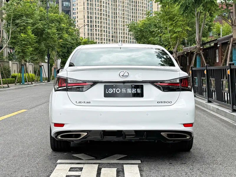 Lexus GS