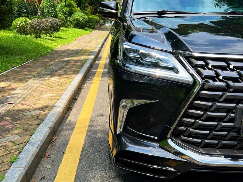 Lexus LX