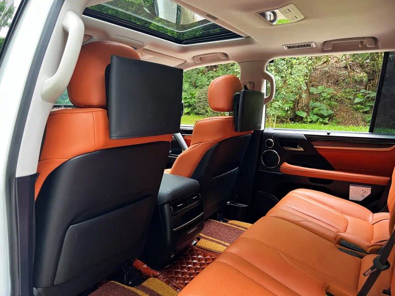 Lexus LX