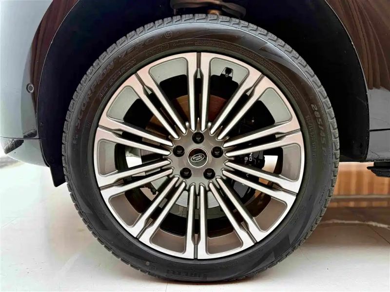 Land_rover range-rover