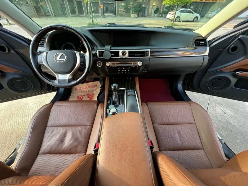 Lexus GS