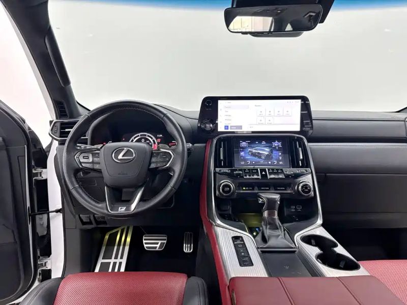 Lexus LX