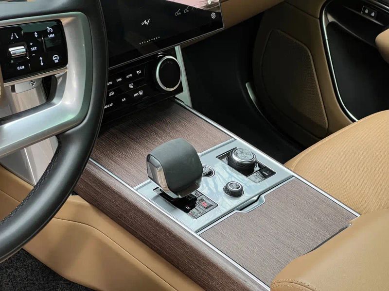 Land_rover range-rover