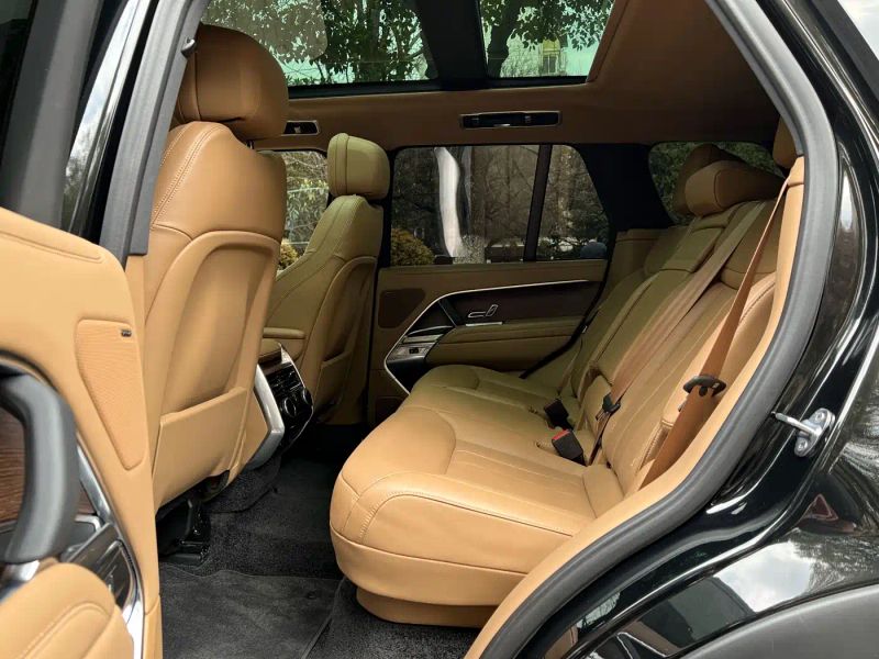 Land_rover range-rover