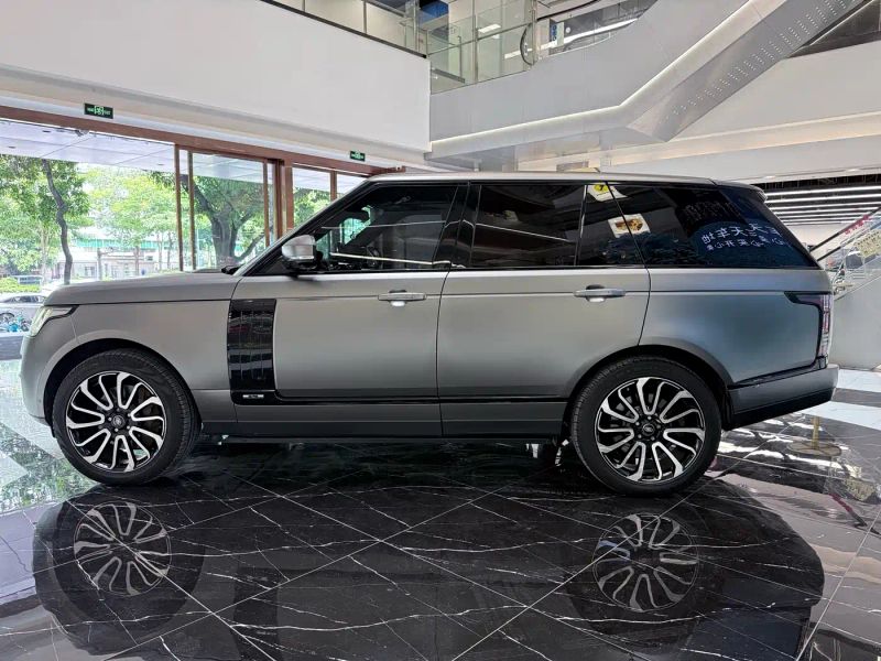 Land_rover range-rover