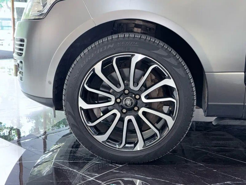 Land_rover range-rover