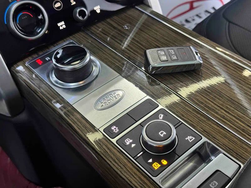 Land_rover range-rover