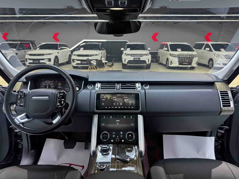 Land_rover range-rover