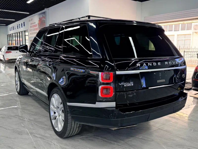 Land_rover range-rover