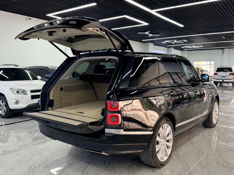 Land_rover range-rover