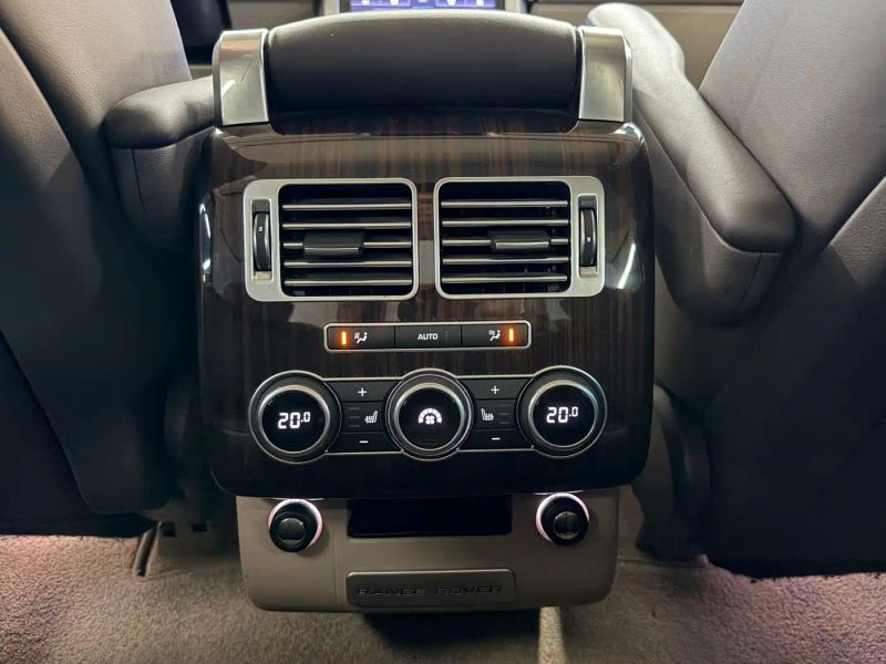 Land_rover range-rover