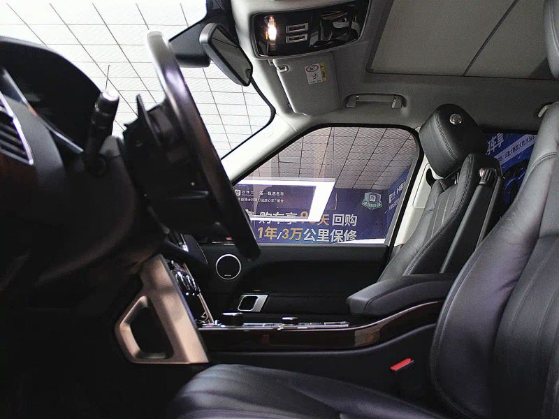 Land_rover range-rover