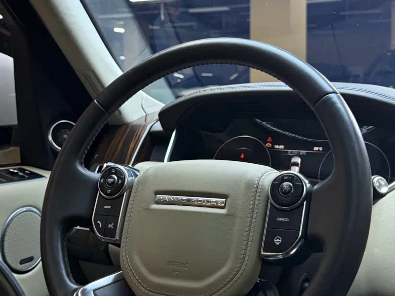 Land_rover range-rover