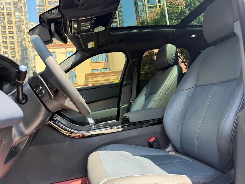 Land_rover velar