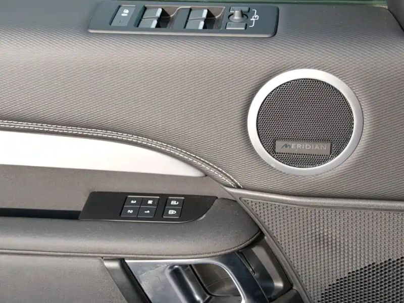 Land_rover land_rover